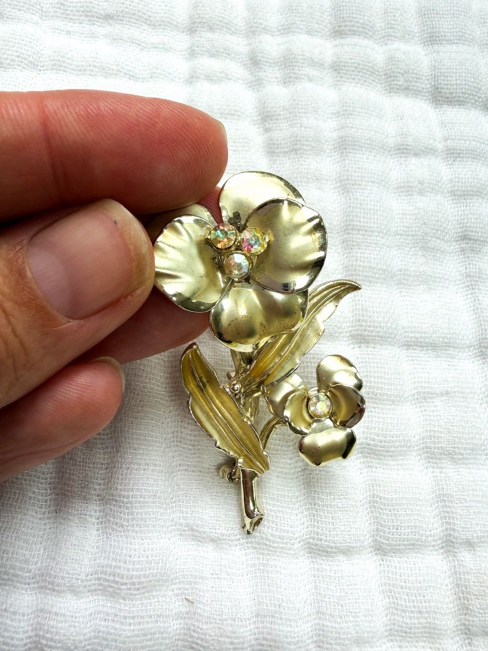Vintage Gold Floral Brooch Rhinestone Flower Pin Statement